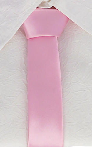 Vaaleanpunainen kravatti