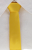 keltainen kravatti